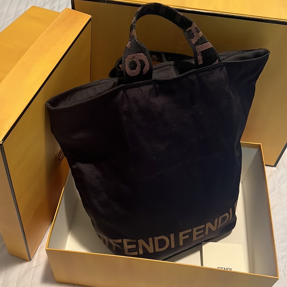 Fendi logo tote bag authenticated